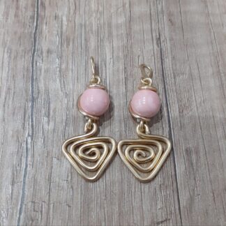 Orecchini triangolo e pietre rosa in ceramica
