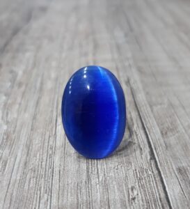 Anello regolabile con occhio di gatto blu