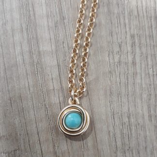 Collana artigianale spirale pietra verde acqua